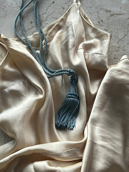 Halsband av gardintofs