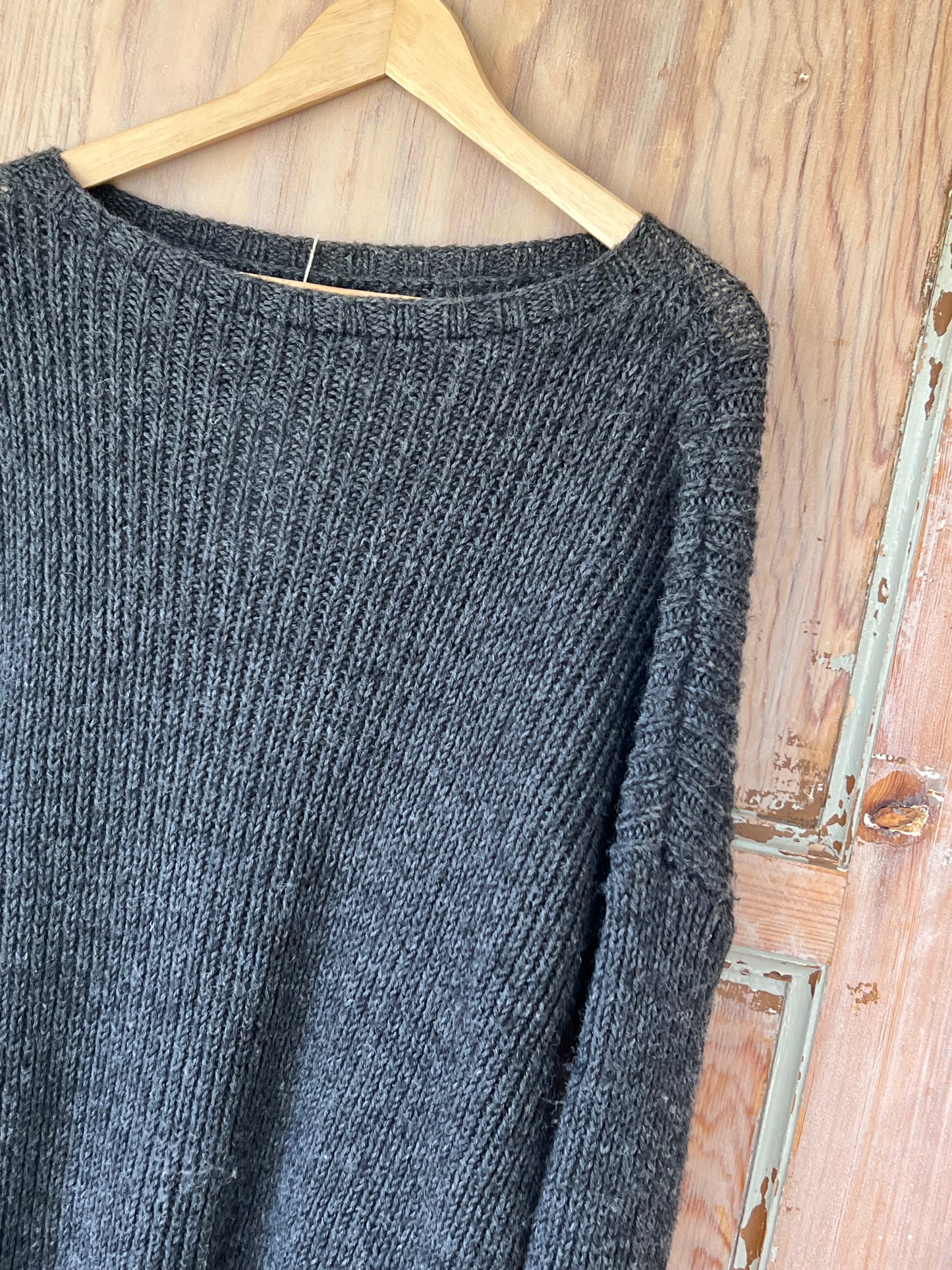 Stickad tröja (L/XL)