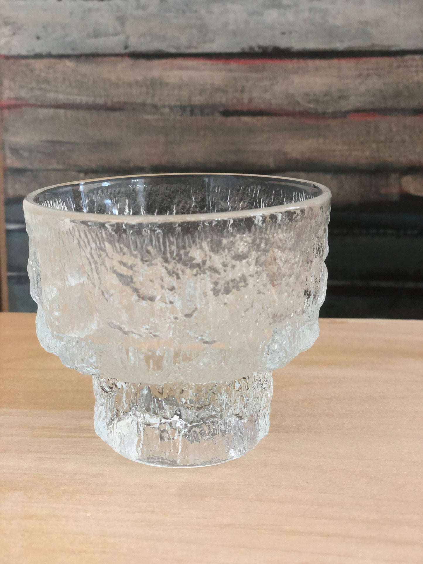 Glas (2)