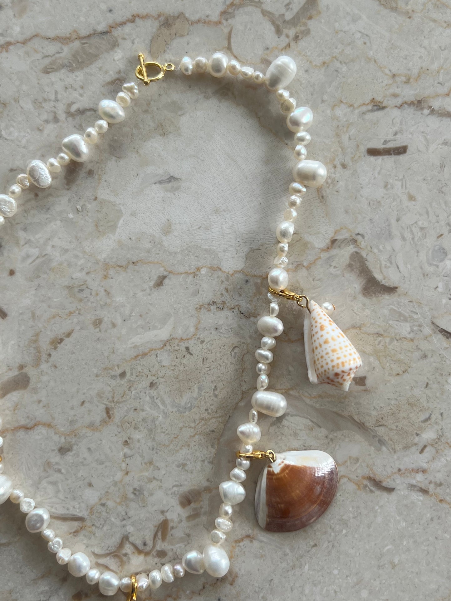 Halsband
