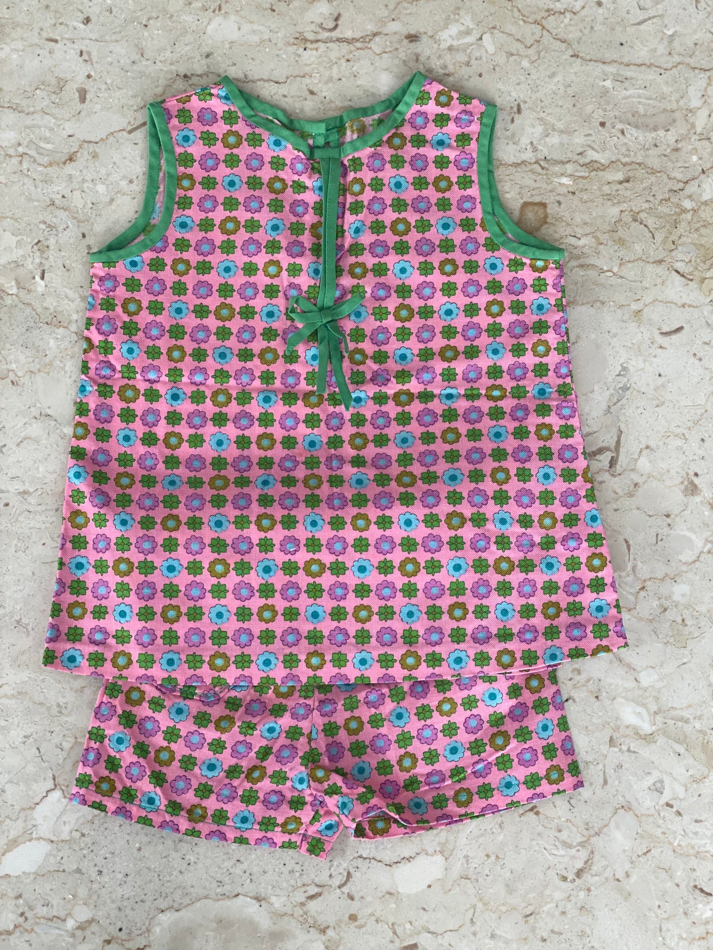 Set med linne och shorts (6 mån - 1 år)